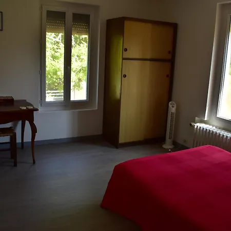 Holiday home La Grave Haute Sud Mauzac-et-Grand-Castang