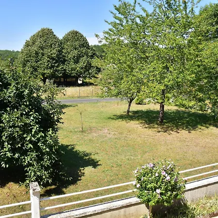 Holiday home La Grave Haute Sud Mauzac-et-Grand-Castang